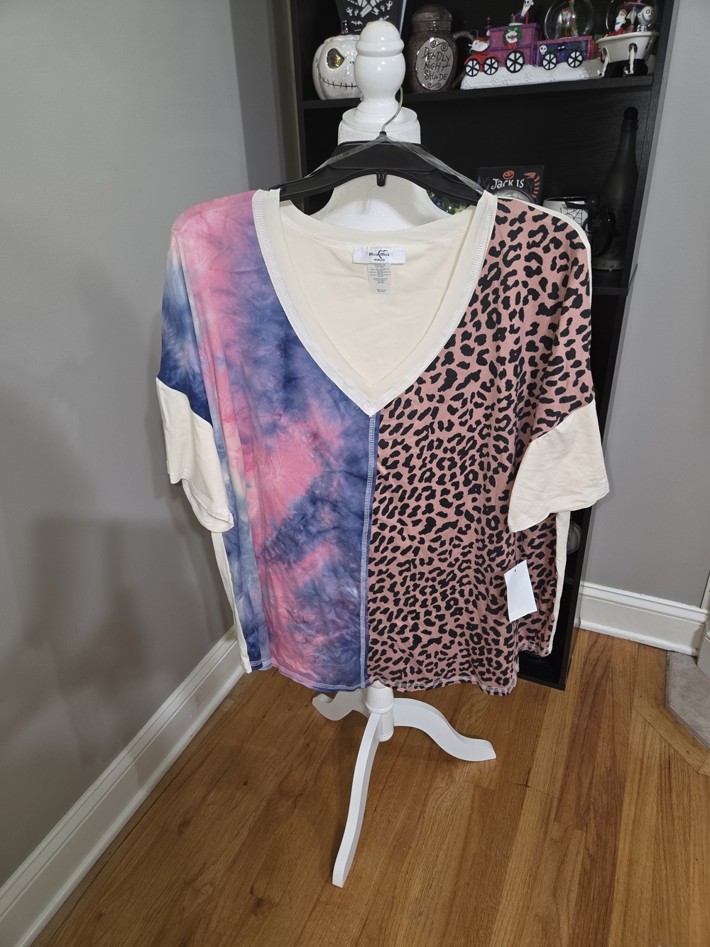 Moa Moa Pink Blue Tie-Dye and Pink Leopard V-Neck Top